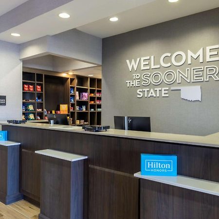 Hampton Inn & Suites Woodward Bagian luar foto