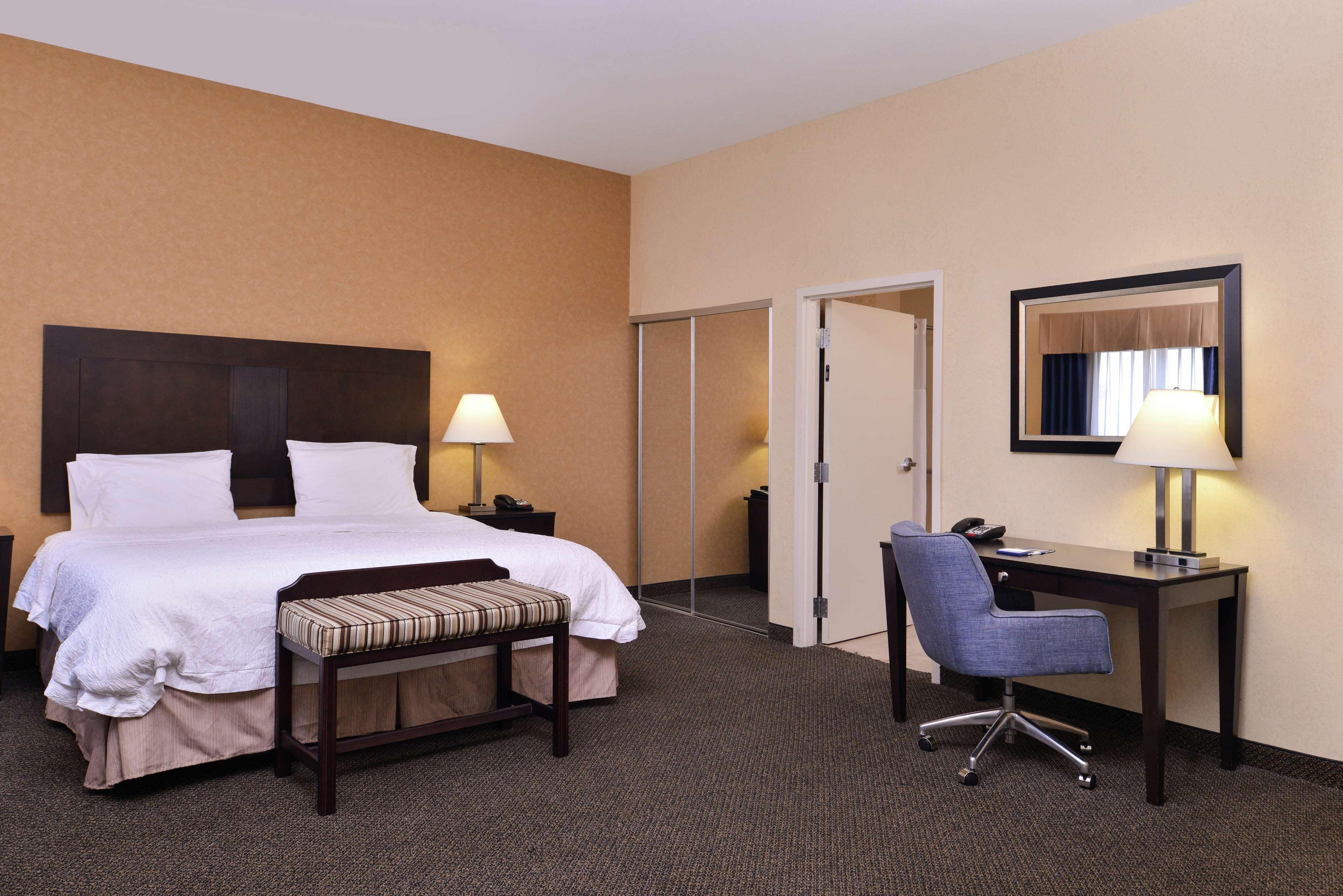 Hampton Inn & Suites Woodward Bagian luar foto
