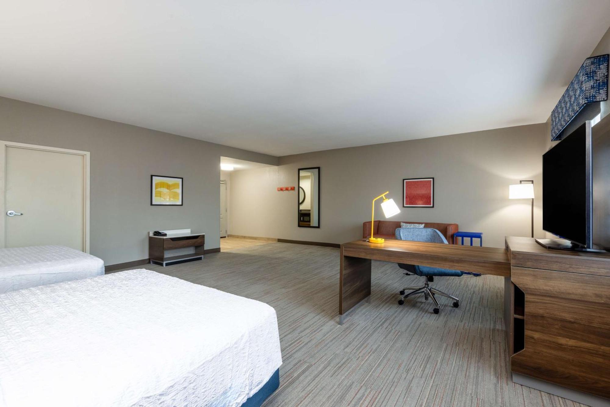 Hampton Inn & Suites Woodward Bagian luar foto