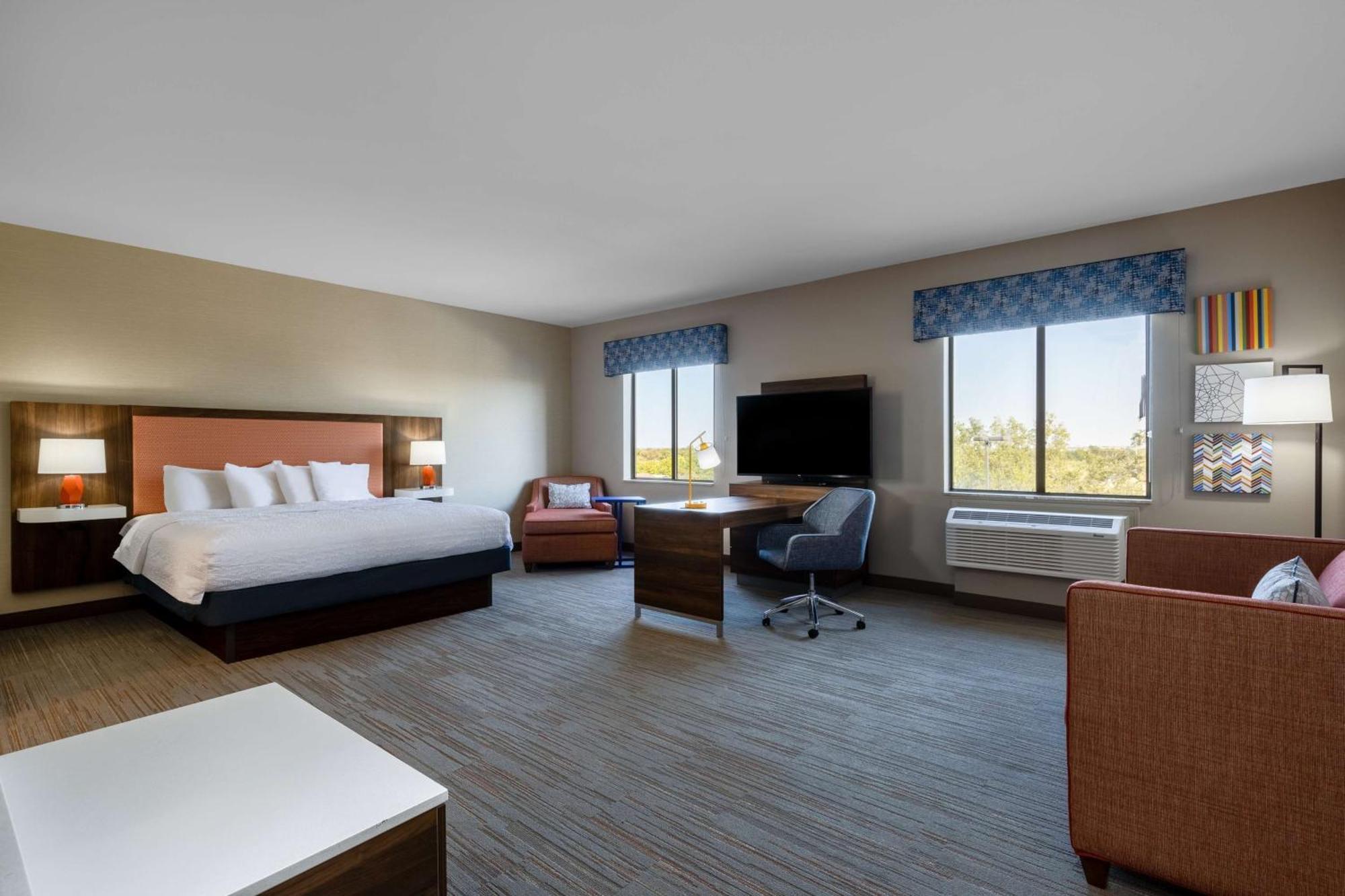 Hampton Inn & Suites Woodward Bagian luar foto