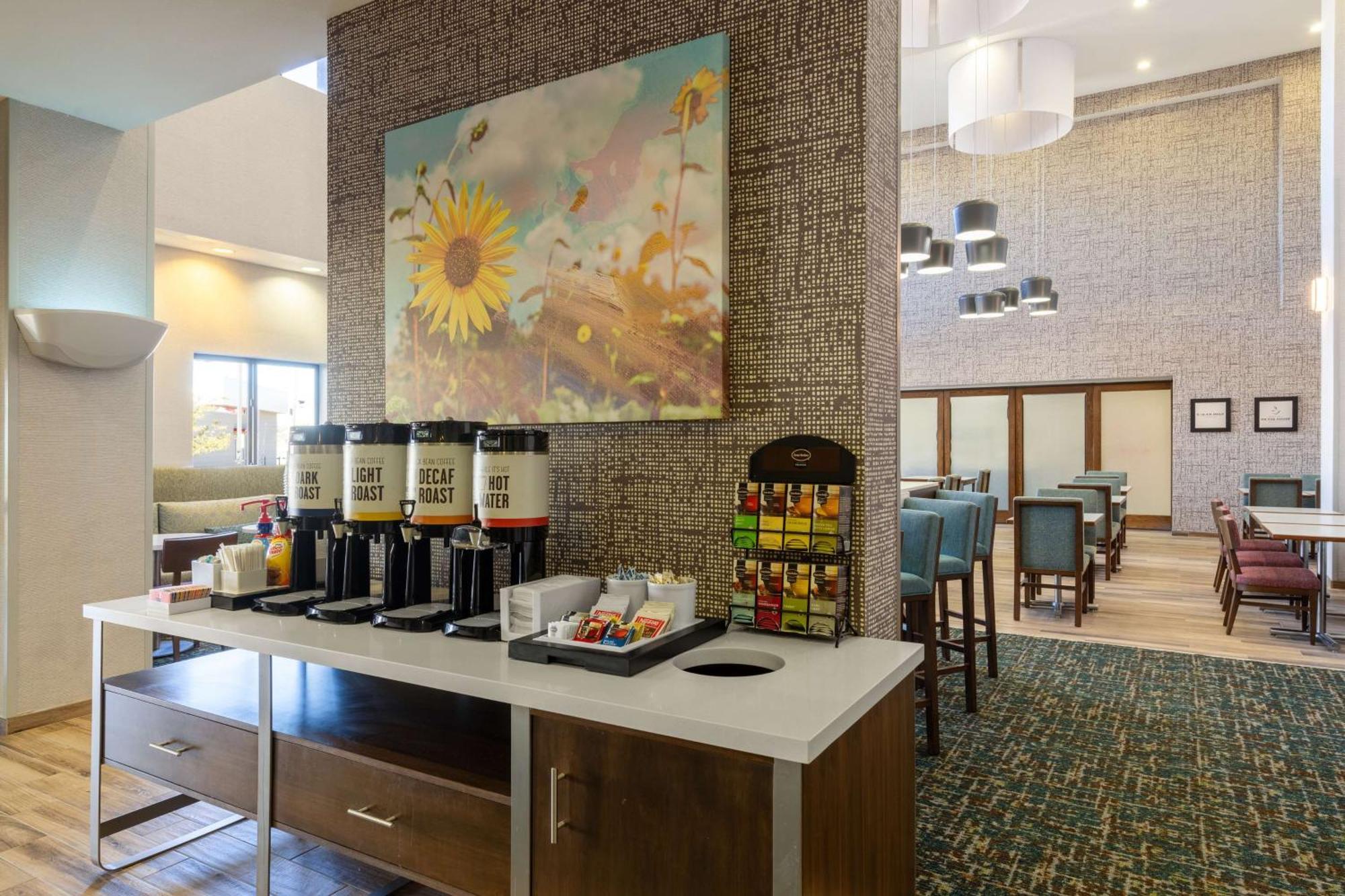 Hampton Inn & Suites Woodward Bagian luar foto